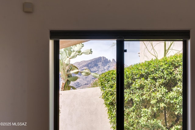 6061 N Tocito Pl, Tucson, AZ 85718 - detailed view of a mountainous background