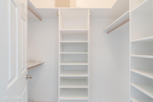 6061 N Tocito Pl, Tucson, AZ 85718 - view of spacious closet