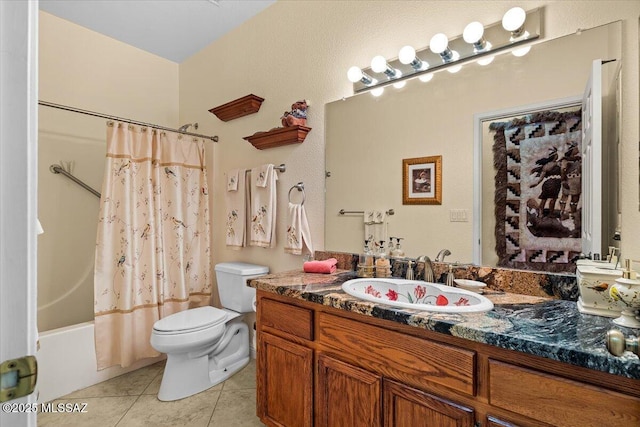 1969 W Three Oclock Hill Rd, Oracle, AZ 85623 - bathroom featuring tile patterned flooring, vanity, and shower / tub combo