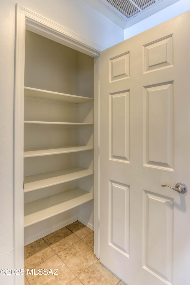 7077 S Cottontail Run Ave, Tucson, AZ 85756 - view of closet