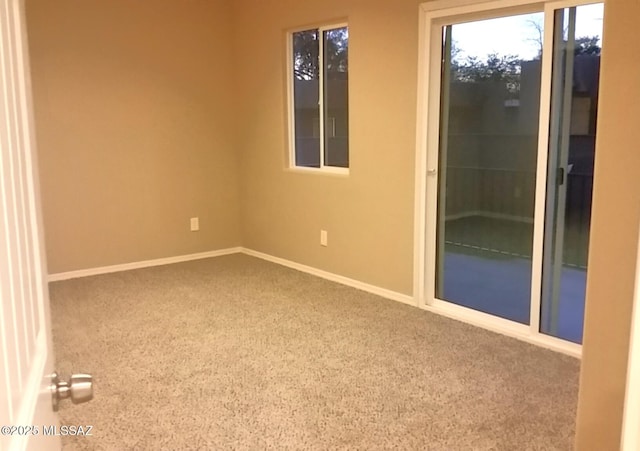 2835 N Euclid Ave, Tucson, AZ 85719 - unfurnished room featuring carpet