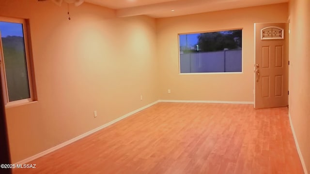 2835 N Euclid Ave, Tucson, AZ 85719 - spare room with wood finished floors, a ceiling fan, and recessed lighting