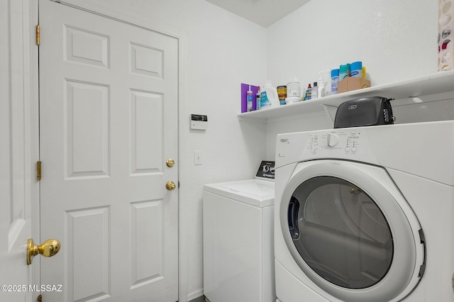 10140 E Pleasant View Way, Tucson, AZ 85748 - laundry area with washer and clothes dryer