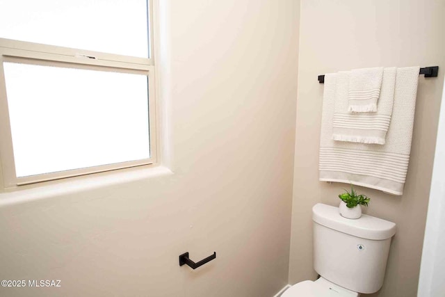 3601 E Nebraska Stra, Tucson, AZ 85706 - bathroom with plenty of natural light