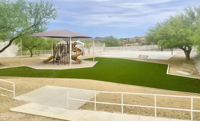 9828 N Niobrara Way, Tucson, AZ 85742 - view of communal playground