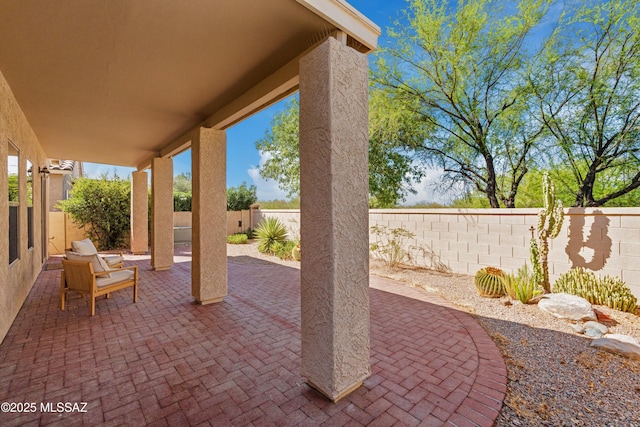 1248 W Via Cerro Colorado, Sahuarita, AZ 85629 - fenced backyard with a patio