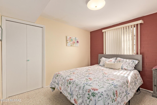 134 S Paseo Quinta Unit A, Green Valley, AZ 85614 - bedroom with a closet