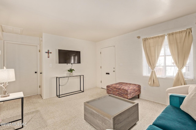 134 S Paseo Quinta Unit A, Green Valley, AZ 85614 - view of carpeted living room