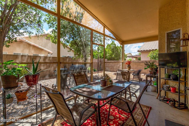 7157 W Odyssey Way, Tucson, AZ 85743 - sunroom with vaulted ceiling