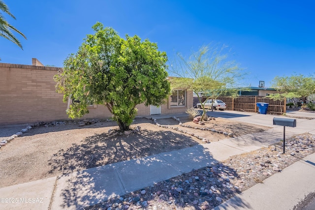 2340 S Window Rock Pl, Tucson, AZ 85710 - view of front of house