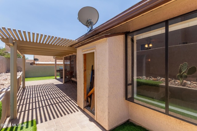 8172 N Streamside Ave, Tucson, AZ 85741 - view of patio / terrace with a pergola