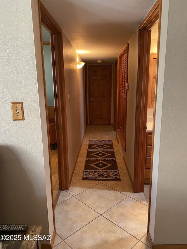 1117 S Carnegie Dr, Tucson, AZ 85710 - hall featuring light tile patterned floors