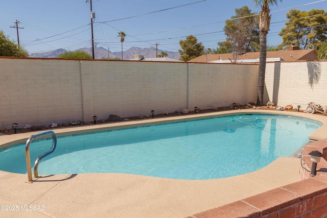 1117 S Carnegie Dr, Tucson, AZ 85710 - view of pool featuring a fenced backyard