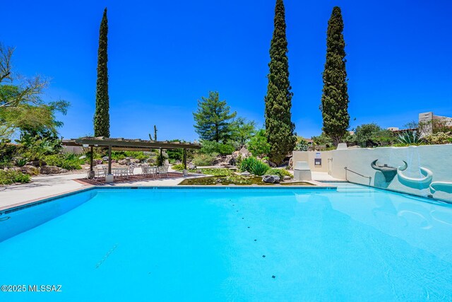 2600 E Skyline Dr Unit 21, Tucson, AZ 85718 - outdoor pool with a pergola and a patio area