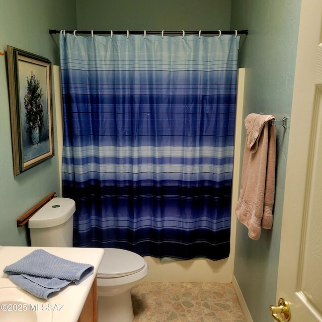 536 W Deerview Ct, Green Valley, AZ 85614 - bathroom featuring toilet