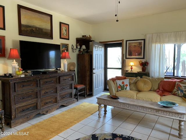 1606 N Panorama Way, Cochise, AZ 85606 - living area with plenty of natural light and light tile patterned floors