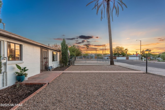 4308 E Elmwood St, Tucson, AZ 85711 - view of yard