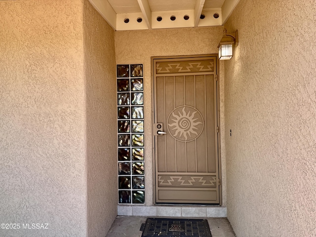 7621 N Placita De Los Amigos, Tucson, AZ 85704 - entrance to property with stucco siding