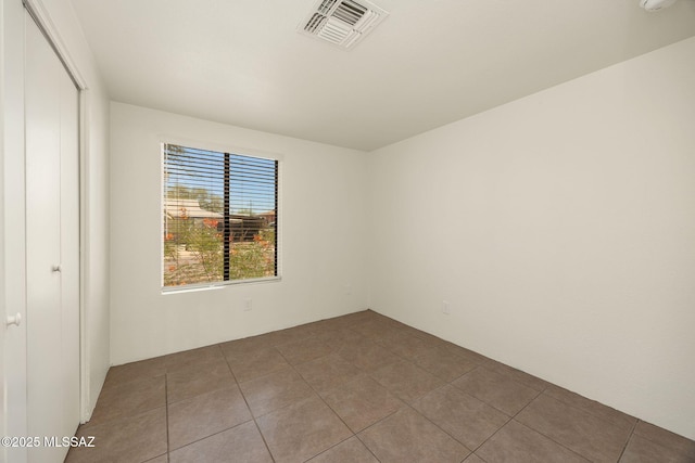 2520 W Vereda De Las Flores, Tucson, AZ 85746 - view of tiled spare room
