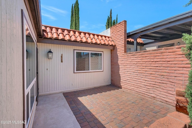 411 W Circulo Del Paladin, Green Valley, AZ 85614 - view of patio