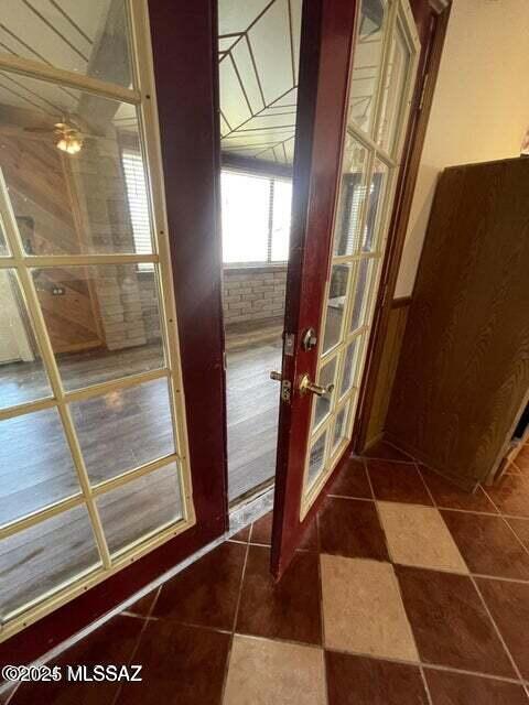 1094 N Pomerene Rd, Benson, AZ 85602 - view of hall