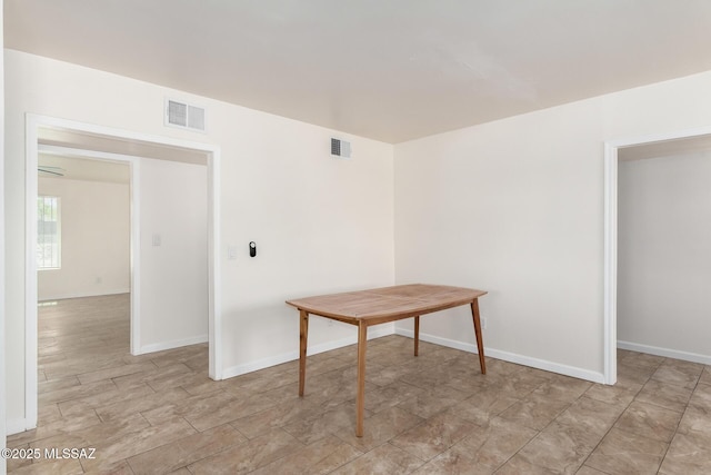 201 W Macarthur St, Tucson, AZ 85714 - empty room with baseboards