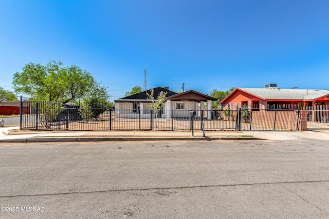 201 W Macarthur St, Tucson, AZ 85714 - view of front of property featuring a fenced front yard