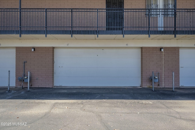 3940 E Timrod St Unit 226, Tucson, AZ 85711 - view of garage