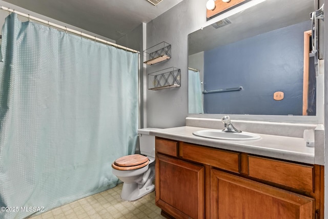 7777 E Golf Links Rd Unit 2105, Tucson, AZ 85730 - full bath featuring vanity and tile patterned floors