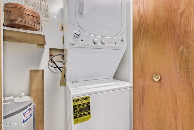 7777 E Golf Links Rd Unit 2105, Tucson, AZ 85730 - laundry area featuring stacked washer / dryer and gas water heater
