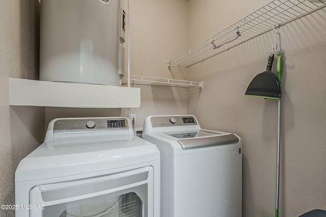 1500 E Pusch Wilderness Dr Unit 15205, Oro Valley, AZ 85737 - laundry room featuring separate washer and dryer