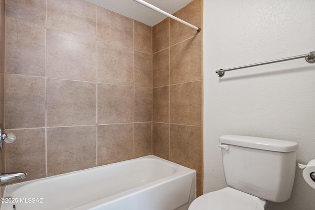 7255 E Snyder Rd Unit 9103, Tucson, AZ 85750 - bathroom with toilet and shower / bathtub combination