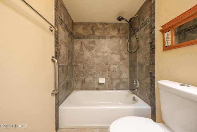 1641 S San Carla, Green Valley, AZ 85614 - bathroom featuring toilet and shower / bath combination