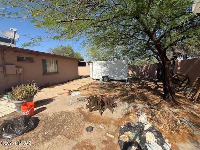 641 W Teton St, Tucson, AZ 85756 - view of yard with a patio