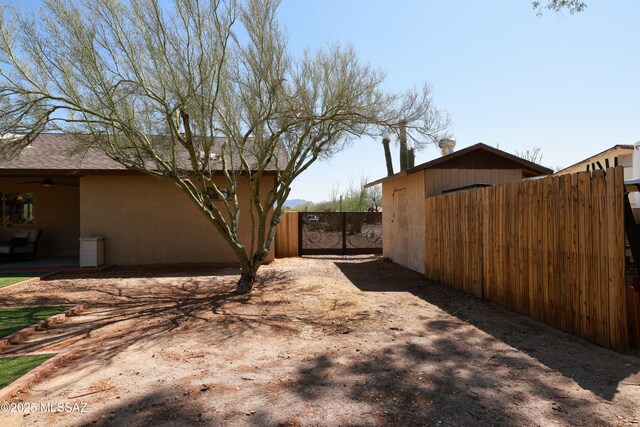 8142 N Modena Dr, Tucson, AZ 85742 - view of yard