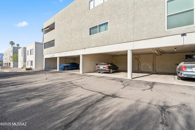 8450 E Old Spanish Trl Apt 154, Tucson, AZ 85710 - view of covered parking lot