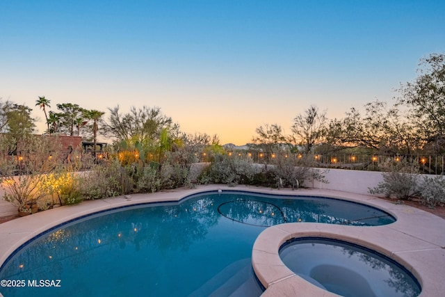 5015 N Via Condesa, Tucson, AZ 85718 - view of pool featuring an in-ground hot tub and a fenced backyard