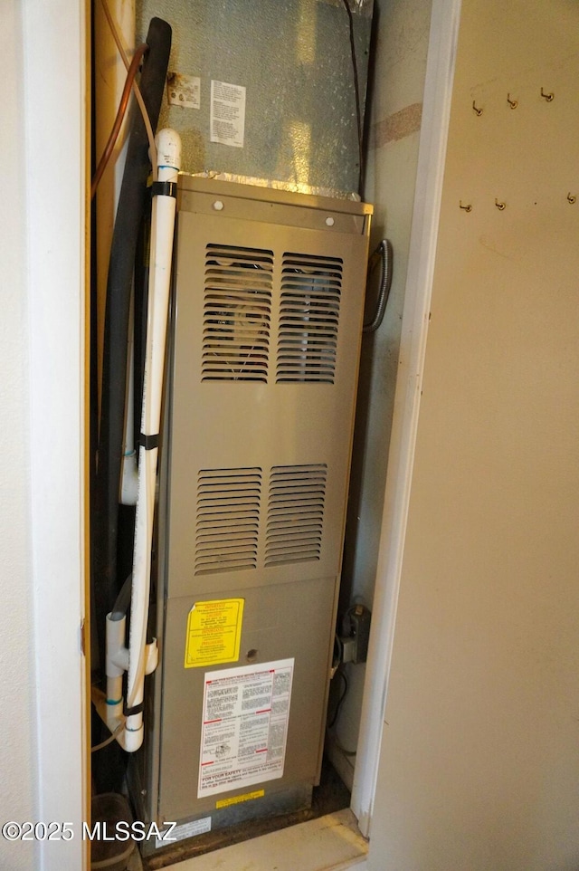 326 N Sage St, Pearce, AZ 85625 - utilities with heating unit