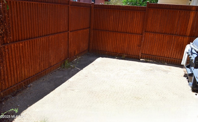 1809 E Miles St, Tucson, AZ 85719 - view of yard