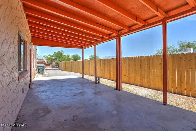1125 W Huron St, Tucson, AZ 85745 - fenced backyard with a patio area