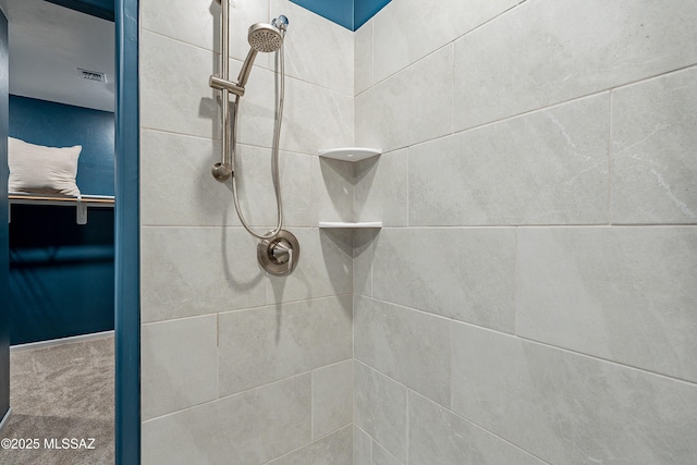 10490 W Beaman Ln, Marana, AZ 85653 - full bath featuring tiled shower