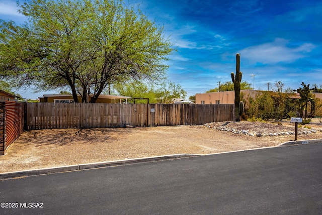 4812 E 3rd St, Tucson, AZ 85711 - fenced yard featuring a gate