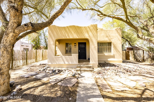 1809 E 8th St, Tucson, AZ 85719 - view of front of property with stucco siding