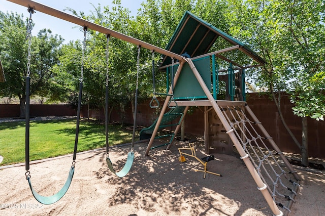 1026 E Madera Estates Ln, Sahuarita, AZ 85629 - view of playground featuring a fenced backyard