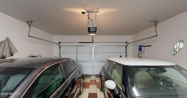 15769 S Via Cayetano, Sahuarita, AZ 85629 - garage with a garage door opener