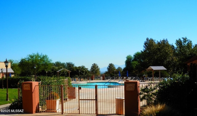 15769 S Via Cayetano, Sahuarita, AZ 85629 - community pool with a patio
