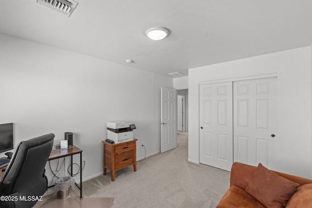 977 S Limestone St, Benson, AZ 85602 - office space featuring light colored carpet and baseboards