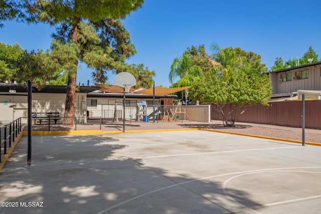 1312 S Avenida Polar Unit A6, Tucson, AZ 85710 - view of basketball court with community basketball court