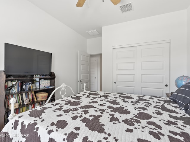 656 W Wilkinson St, Corona De Tucson, AZ 85641 - bedroom with a closet, a ceiling fan, and lofted ceiling