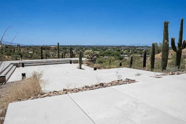 5051 N Hillcrest Dr, Tucson, AZ 85704 - view of yard featuring a mountain view